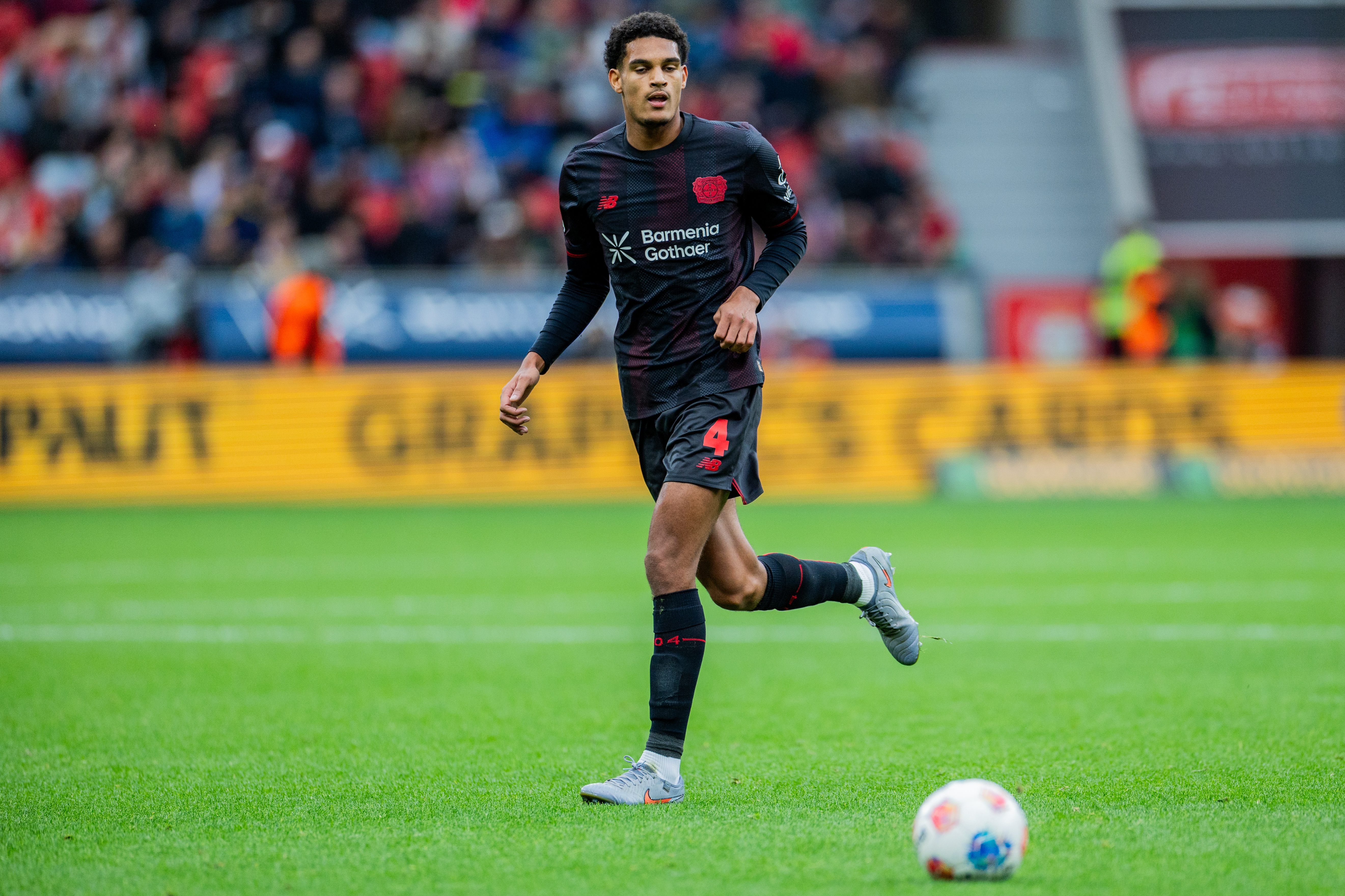 必发-记者：利物浦确实拥有宽萨的回购权，但今夏不会签回他